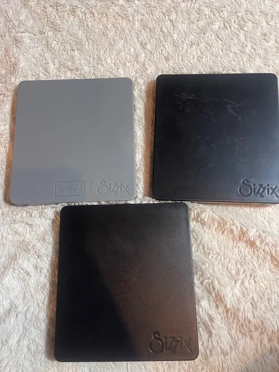 Sizzix Die Cutting Plate - Picture 2 of 4